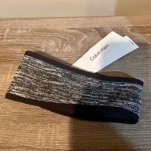 NWT Calvin Klein Gray and Black Faux Fur Lined Headband